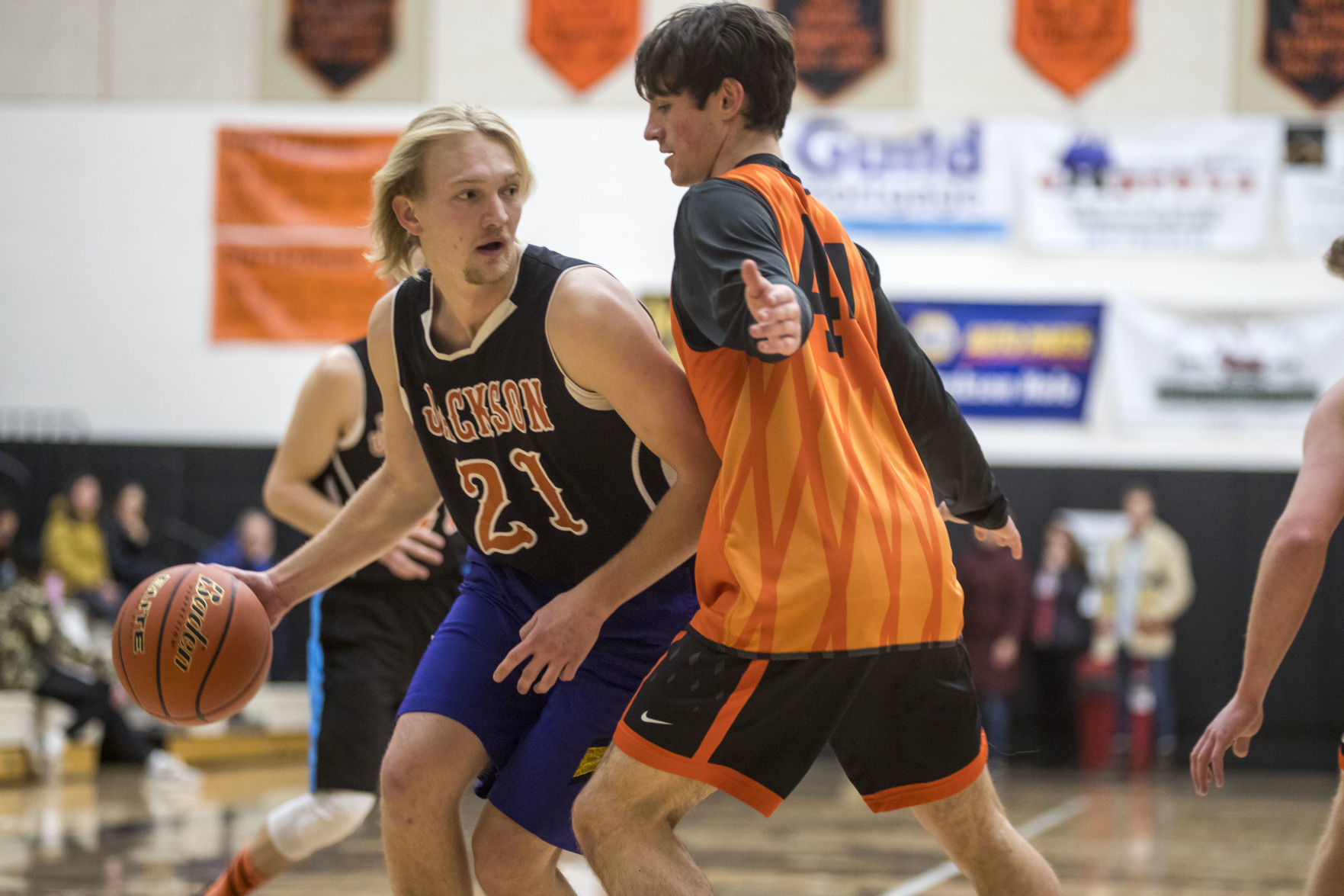 Alumni basketball game